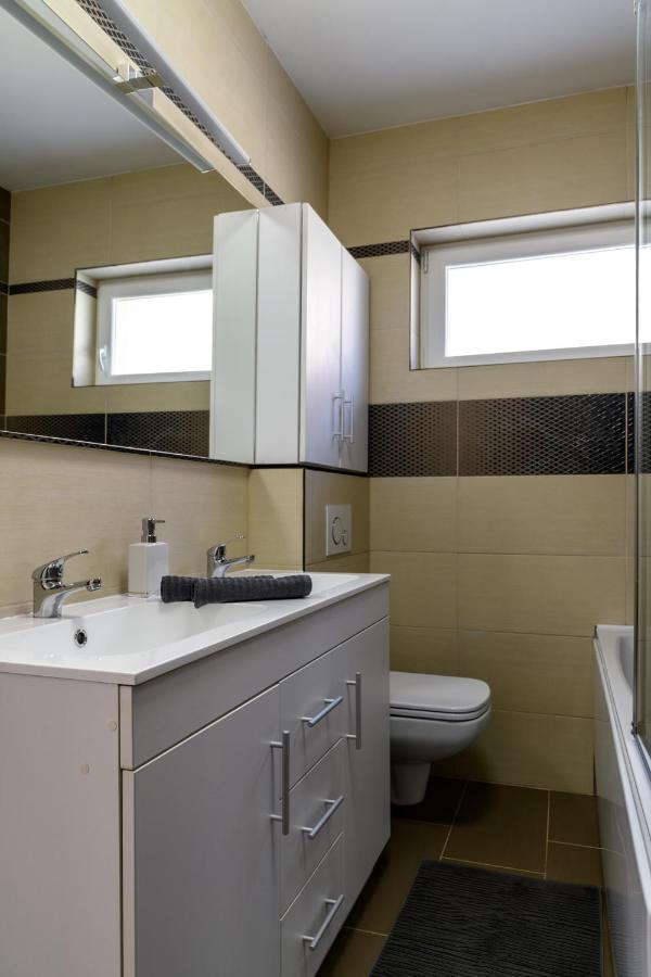 Nemeth Apartman Keszthely Exteriör bild